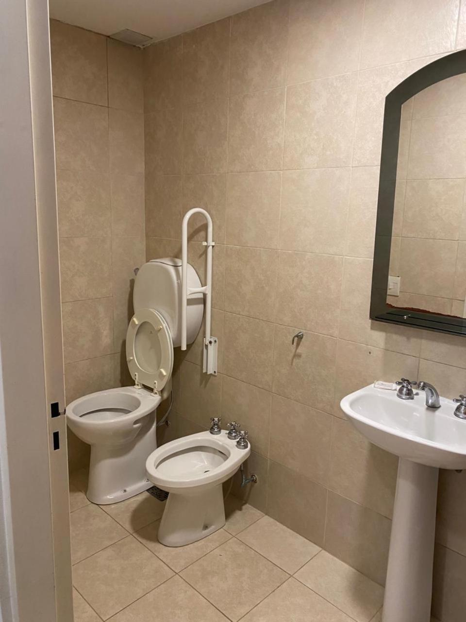 De Los Arroyos Apart Hotel Сан-Николас-де-лос-Арройос Экстерьер фото