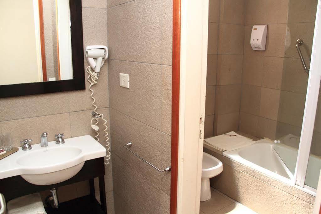 De Los Arroyos Apart Hotel Сан-Николас-де-лос-Арройос Экстерьер фото